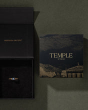Load image into Gallery viewer, TEMPLE OF THE SUN: VENUS SIGNET RING - GOLD VERMEIL

