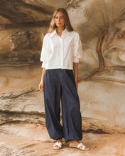 Load image into Gallery viewer, MOSS GROTTO: ARABELLA SHIRT - WHITE
