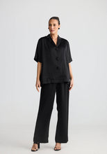 Load image into Gallery viewer, BRAVE &amp; TRUE: DANA SHIRT - BLACK
