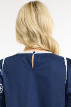 Load image into Gallery viewer, 365 DAYS: WILLOW TOP - NAVY &amp; WHITE
