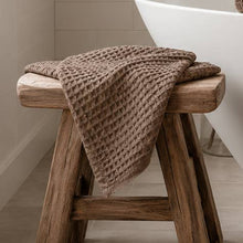 Load image into Gallery viewer, MAMA &amp; TOCHTER: 100% COTTON WAFFLE HAND TOWELS - 2 SIZE VARIATIONS
