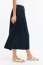 Load image into Gallery viewer, 365 DAYS: MAISON SKIRT - NAVY
