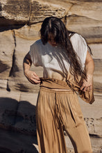 Load image into Gallery viewer, MAMAPAPA: TOBI TIE DYE TOP - CAMEL
