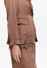 Load image into Gallery viewer, 365 DAYS: STERLING SATIN BLAZER - COCO
