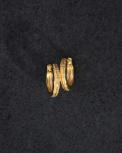 Load image into Gallery viewer, TEMPLE OF THE SUN: ARETE HUGGIES - GOLD VERMEIL
