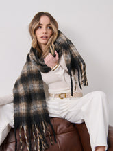 Load image into Gallery viewer, MOSS: “ELENA” CHUNKY CHECK SCARF - BLACK/BROWN
