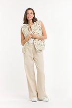 Load image into Gallery viewer, URBAN LUXURY: RAPHAEL SEQUIN VEST - CREAM
