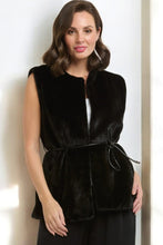 Load image into Gallery viewer, URBAN LUXURY: CELINE GILET FAUX FUR - BLACK
