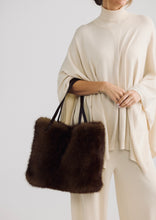 Load image into Gallery viewer, HOLIDAY : LUNA TOTE - BROWN
