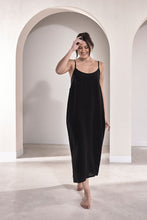 Load image into Gallery viewer, EADIE: FUNDAMENTAL LINEN MIDI - BLACK
