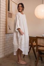 Load image into Gallery viewer, EADIE: CARTER MALLE LINEN DRESS - NUTMEG STRIPE
