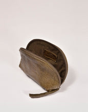 Load image into Gallery viewer, COBB &amp; CO: COSTELLO COIN PURSE
