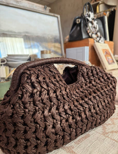 MISS MOSS: JULIETTE CLUTCH - CHOCOLATE