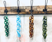 Load image into Gallery viewer, HOLIDAY: FIGERO NECKLACES - ASSORTED COLOURS
