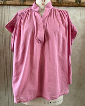 Load image into Gallery viewer, MAMAPAPA: MUSE COTTON BLOUSE - RASPBERRY
