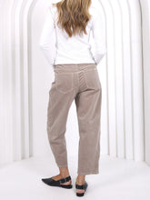 Load image into Gallery viewer, MONACO: TONI BARREL CORDS - LATTE
