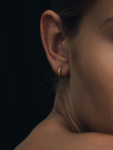 Load image into Gallery viewer, TEMPLE OF THE SUN: MOLTEN HUGGIES - GOLD VERMEIL
