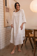 Load image into Gallery viewer, EADIE: CARTER MALLE LINEN DRESS - NUTMEG STRIPE
