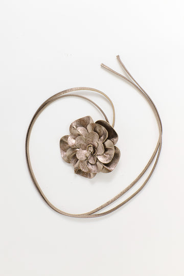 URBAN LUXURY: FLOWER LEATHER WRAP BELT - BRONZE