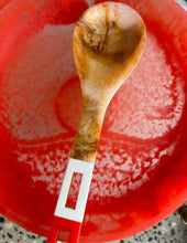 Load image into Gallery viewer, HOLIDAY HOME: RETRO SERVING SPOON - ORANGE MULIT
