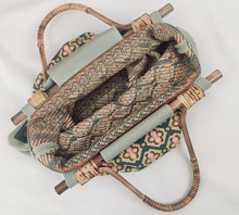 Load image into Gallery viewer, MISS MOSS: VIENNA TOTE - BROWN/APRICOT MULTI
