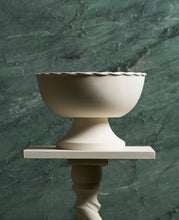 Load image into Gallery viewer, ROBERT GORDON: VINTAGE TABLE FRUIT BOWL - VANILLA

