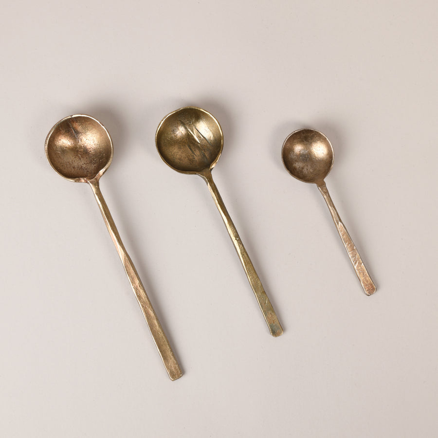 DNI: “OLIVE” ANTIQUE SPOONS IN BRASS - (3 SIZES)