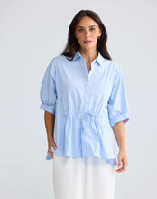 Load image into Gallery viewer, BRAVE &amp; TRUE: WONDERLAND SHIRT - GLACIER STRIPE
