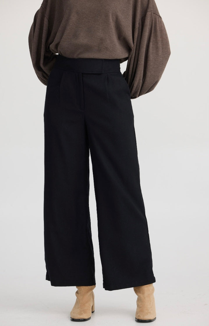 SHANTY: ARLO PANTS - BLACK
