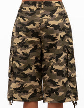 Load image into Gallery viewer, MOSS GROTTO: MUSE CAMO CARGO SHORTS
