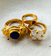 Load image into Gallery viewer, CLEOPATRA’S BLING - PARIAN SIGNET RING - 18K GOLD PLATED
