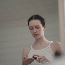 Load image into Gallery viewer, SALUS: ULTRA HYDRATING FACIAL CREAM
