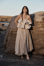 Load image into Gallery viewer, MAMAPAPA: GORDES FRILL TOP - BEIGE
