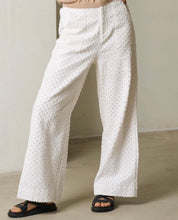 Load image into Gallery viewer, MOSS GROTTO: TOSCA PANT - WHITE
