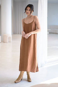 EADIE: FUNDAMENTAL LINEN MIDI DRESS - NUTMEG