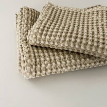 Load image into Gallery viewer, MAMA &amp; TOCHTER: FACE CLOTHS - 100% ORGANIC COTTON
