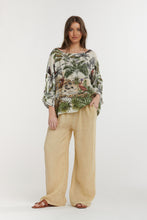 Load image into Gallery viewer, URBAN LUXURY: BIRD &amp; PALM LINEN TOP -SALE
