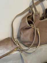 Load image into Gallery viewer, MAMAPAPA: VIRGINIE TOTE BAG - MUSHROOM
