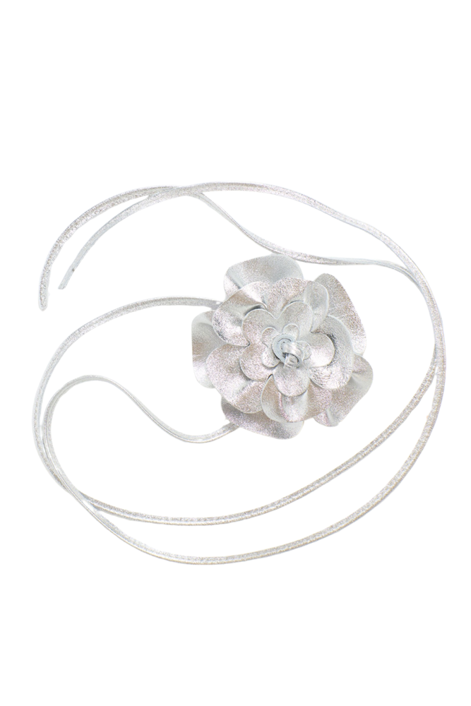 URBAN LUXURY: FLOWER LEATHER WRAP BELT - SILVER