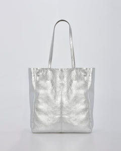 COBB & CO: VENUS METALLIC HOBO TOTE - SILVER