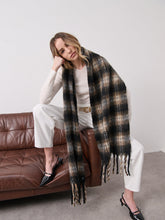 Load image into Gallery viewer, MOSS: “ELENA” CHUNKY CHECK SCARF - BLACK/BROWN
