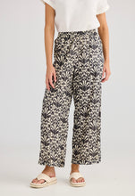 Load image into Gallery viewer, HOLIDAY: PLAYA PANT - SPRING FAN
