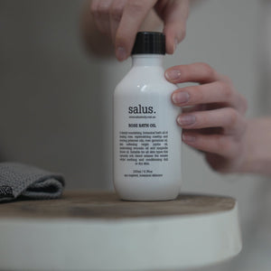 SALUS: ROSE BATH OIL 200ml