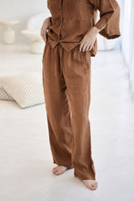 Load image into Gallery viewer, EADIE: FUNDAMENTAL WIDE LEG LINEN PANT - NUTMEG
