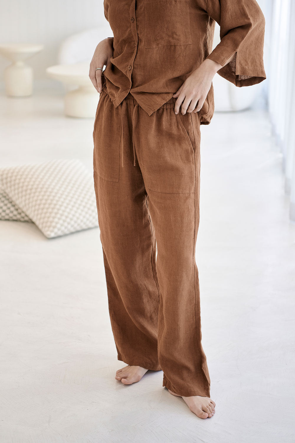 EADIE: FUNDAMENTAL WIDE LEG LINEN PANT - NUTMEG