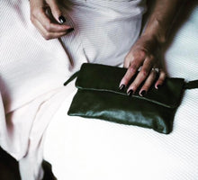 Load image into Gallery viewer, DUSKY ROBIN: LUCIE Clutch/Bag
