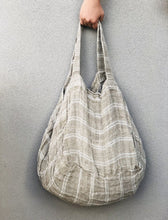 Load image into Gallery viewer, VACAY SHOULDER TOTE:ANTIBES -  BLUE STRIPE
